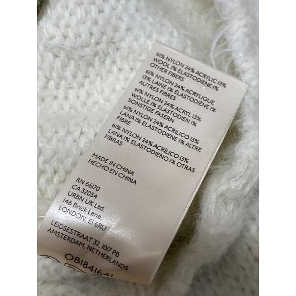 Free People Willow Cream Cable Knit Long Sleeve Crop Button Cardigan Sweater XS - Picture 6 of 6